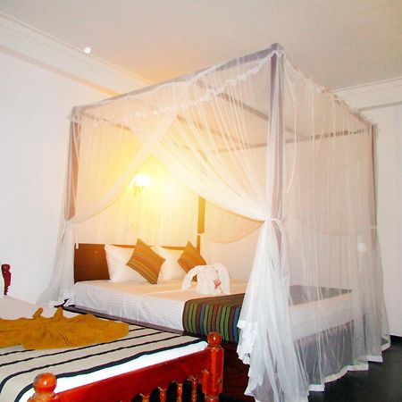 Shanika Beach Inn Tangalle Eksteriør bilde
