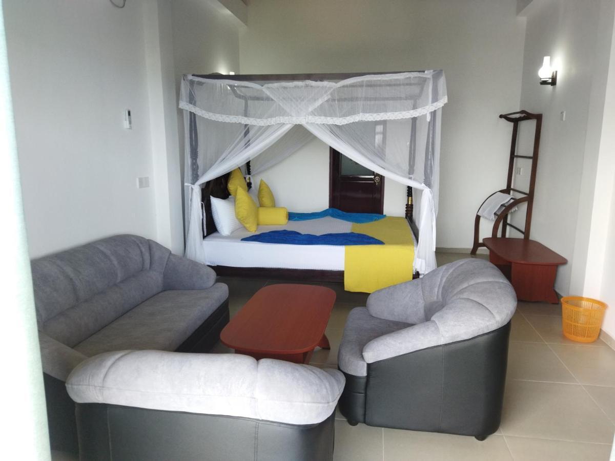 Shanika Beach Inn Tangalle Eksteriør bilde