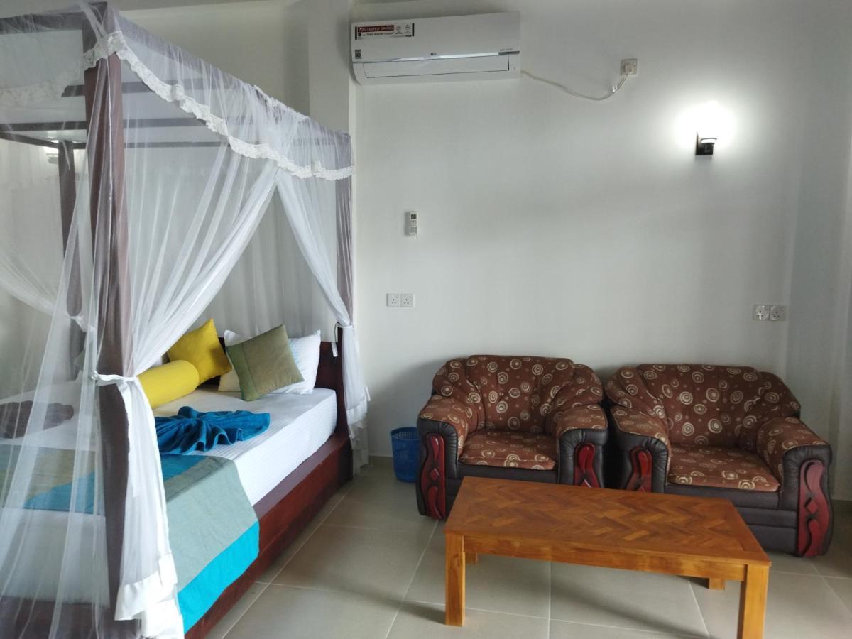Shanika Beach Inn Tangalle Eksteriør bilde