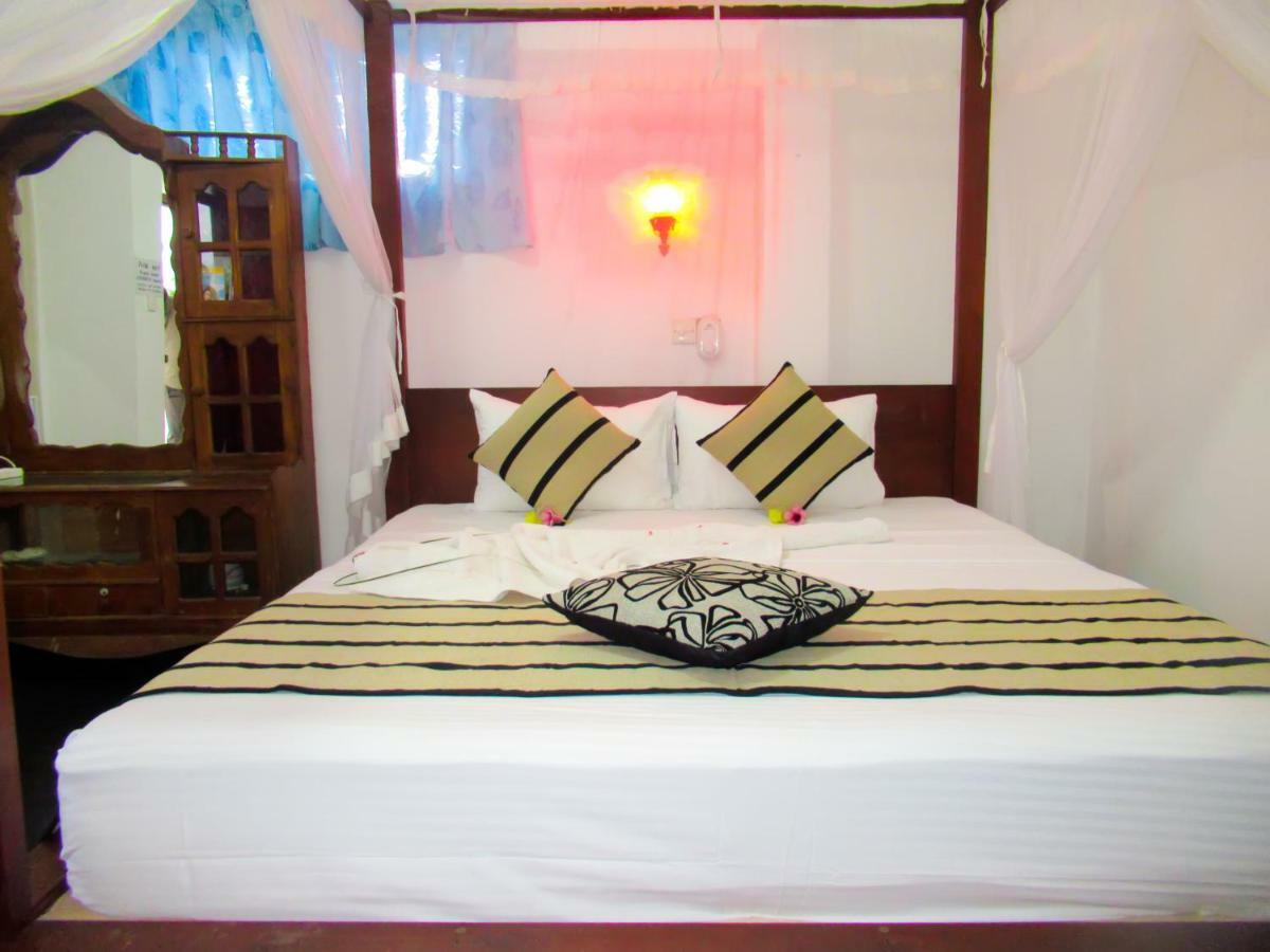 Shanika Beach Inn Tangalle Eksteriør bilde