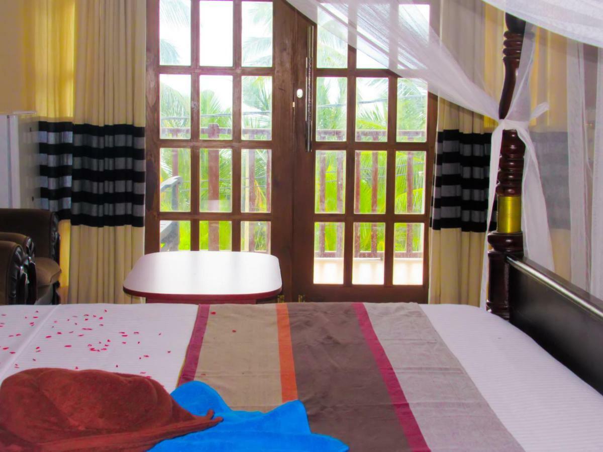 Shanika Beach Inn Tangalle Eksteriør bilde